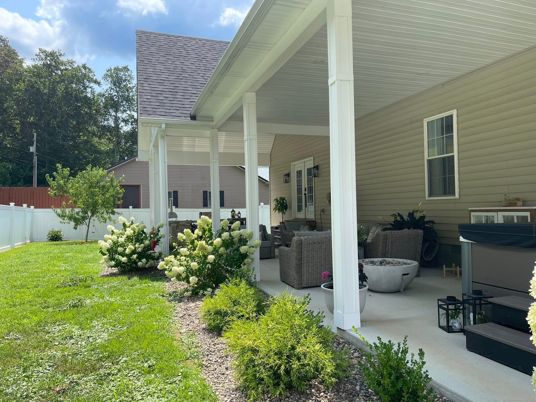 Premier Builders covered porch project in the tristate area